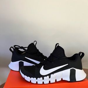 Women’s Nike Metcon 3